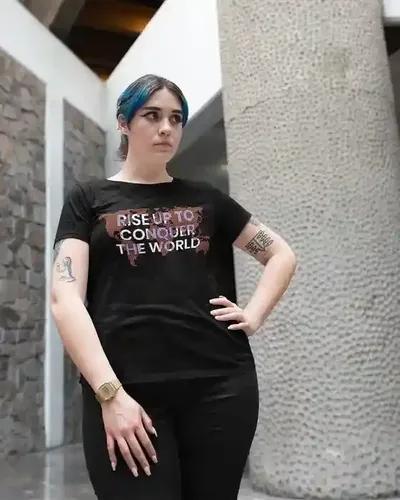 "World Conqueror: Rise Up" T-Shirt for Women - S